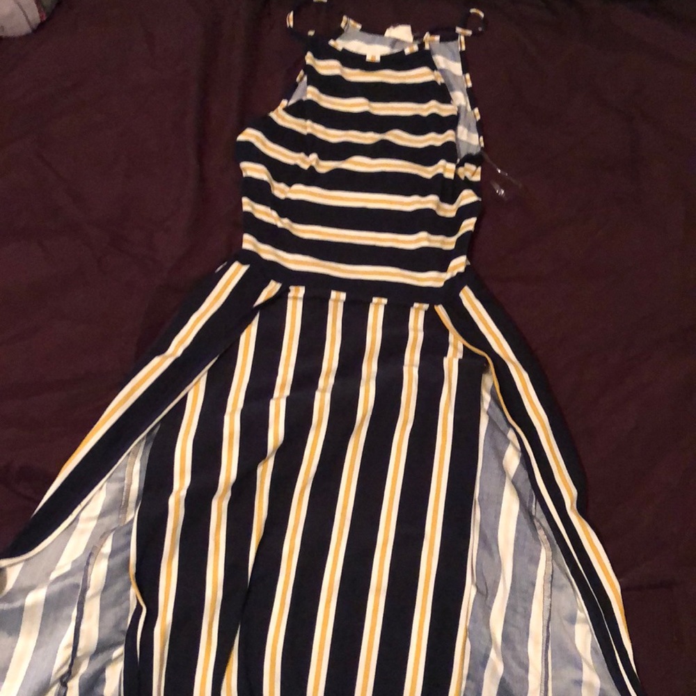 sundress, slit thighs, cute